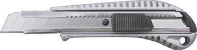 Нож металлический корпус лезвие-сегмент 18мм 