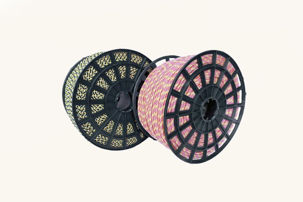 Шнур полипропиленовый плетеный 10 мм цветной